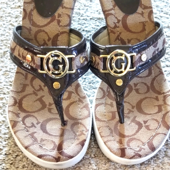 Guess Shoes - Picture 6 of 7